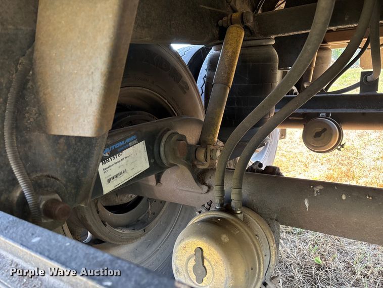 image for item EN5582 1997 Timpte Super Hopper grain trailer