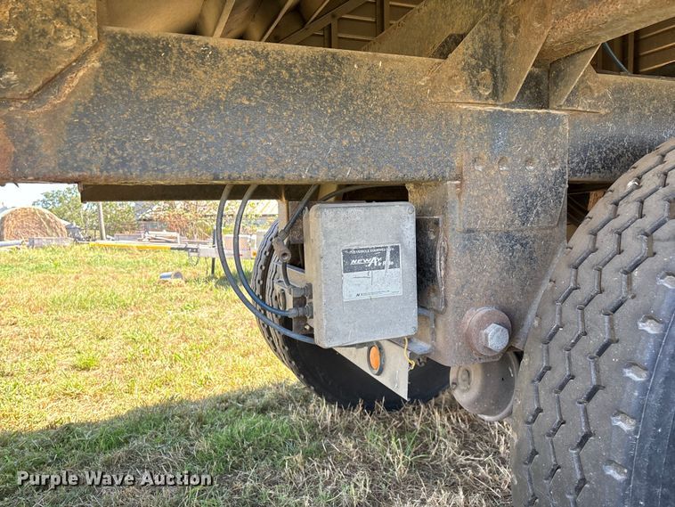 image for item EN5582 1997 Timpte Super Hopper grain trailer