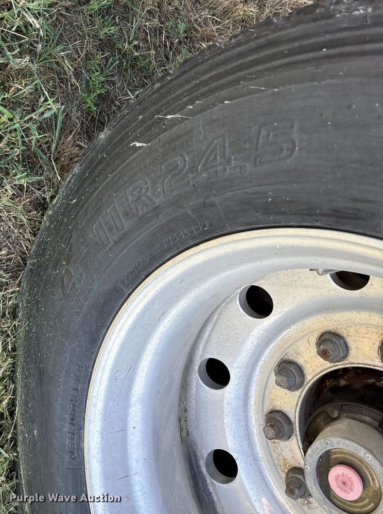 image for item EN5582 1997 Timpte Super Hopper grain trailer