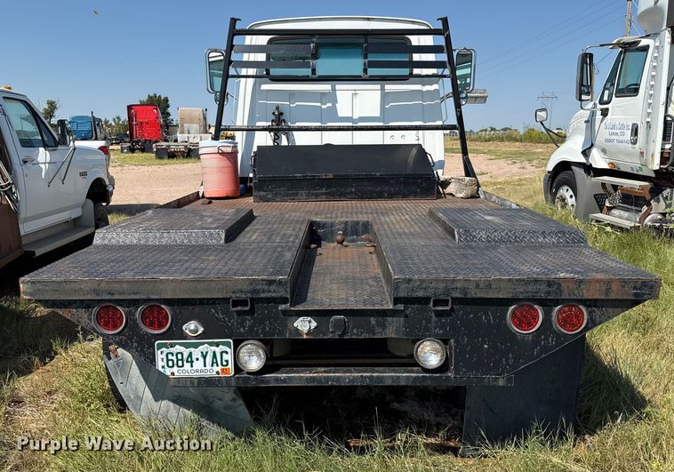 image for item EP0520 1996 Ford LN8000 flatbed truck