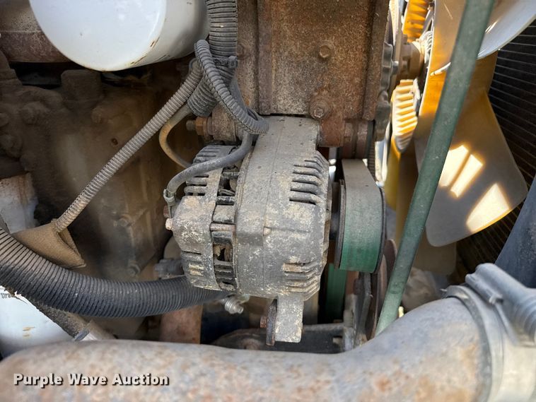 image for item EP0520 1996 Ford LN8000 flatbed truck