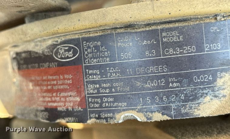 image for item EP0520 1996 Ford LN8000 flatbed truck