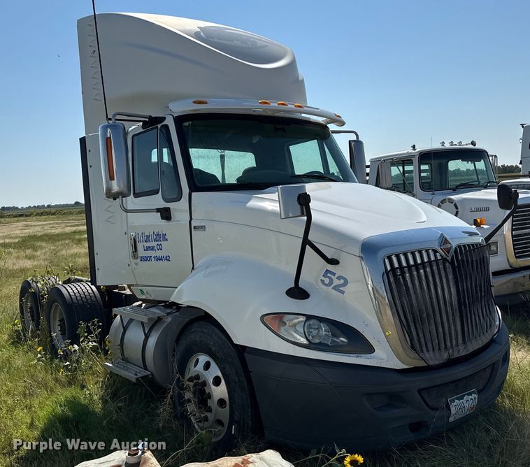 image for item EP0521 2013 International Prostar semi truck