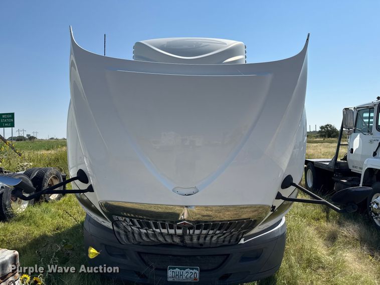 image for item EP0521 2013 International Prostar semi truck