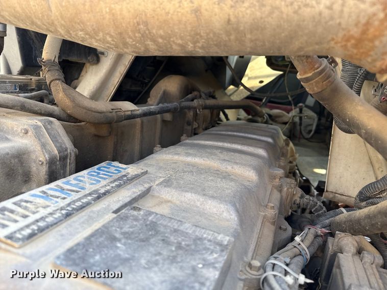 image for item EP0521 2013 International Prostar semi truck