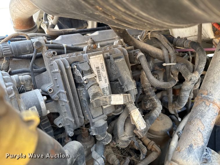 image for item EP0521 2013 International Prostar semi truck