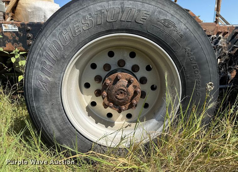 image for item EP0521 2013 International Prostar semi truck