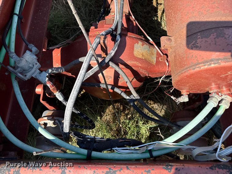 image for item EP0524 1998 Freightliner FLD semi truck