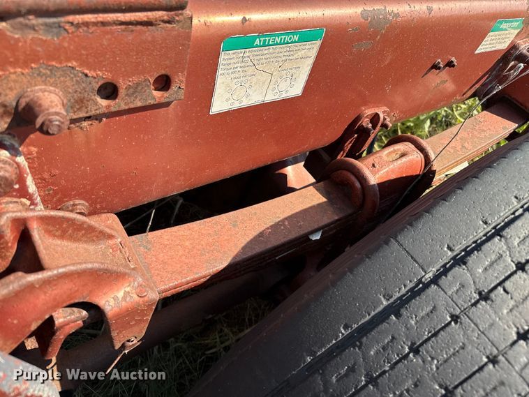 image for item EP0524 1998 Freightliner FLD semi truck