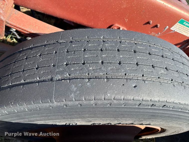 image for item EP0524 1998 Freightliner FLD semi truck