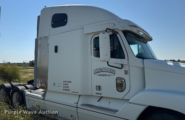 image for item EP0525 1999 Freightliner Century Class semi truck