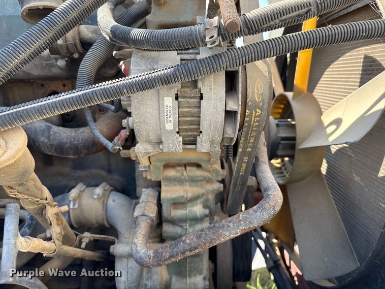 image for item EP0525 1999 Freightliner Century Class semi truck