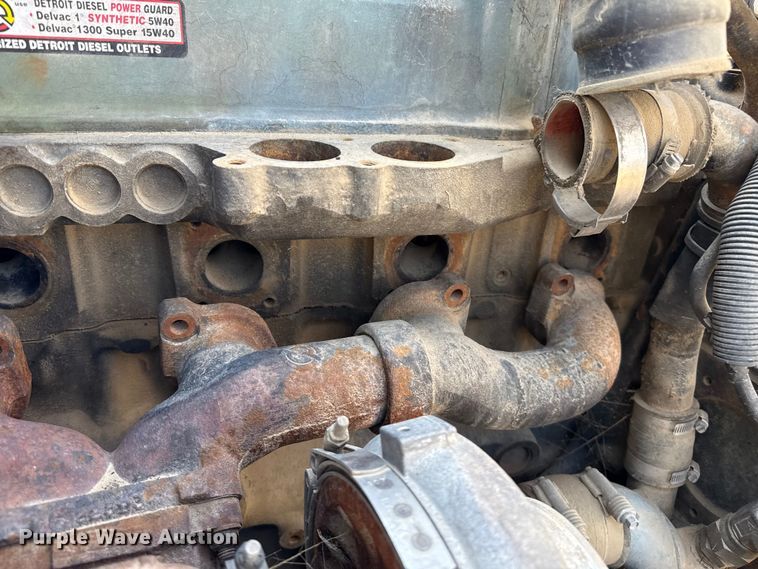 image for item EP0525 1999 Freightliner Century Class semi truck