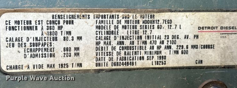 image for item EP0525 1999 Freightliner Century Class semi truck