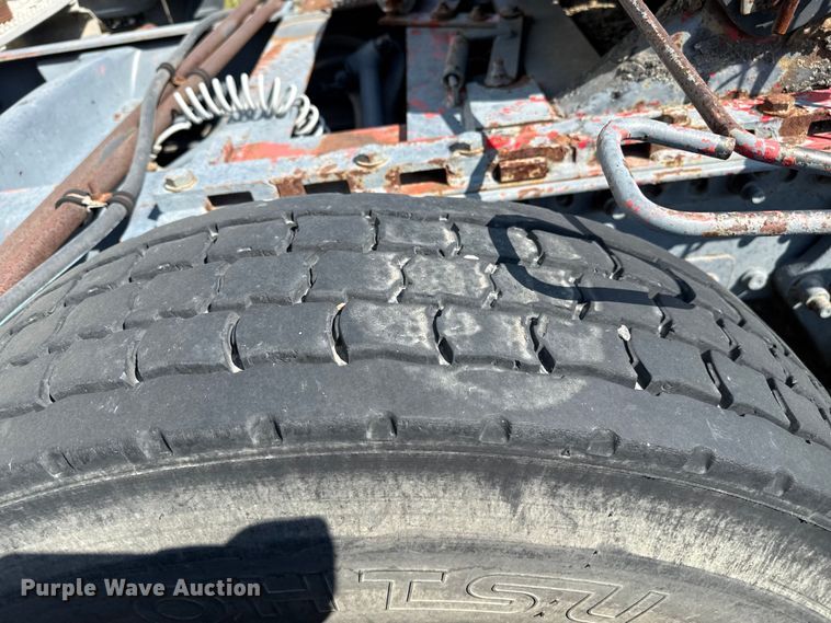 image for item EP0525 1999 Freightliner Century Class semi truck