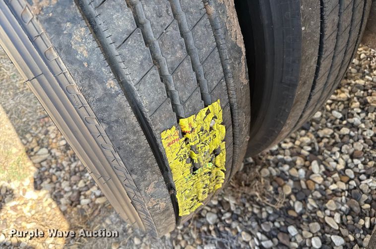 image for item EP0588 2002 Walker tank trailer