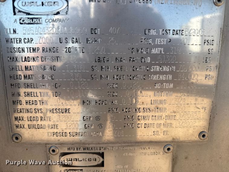 image for item EP0588 2002 Walker tank trailer