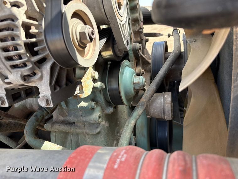 image for item EP0590 2013 Freightliner Cascadia 125 semi truck