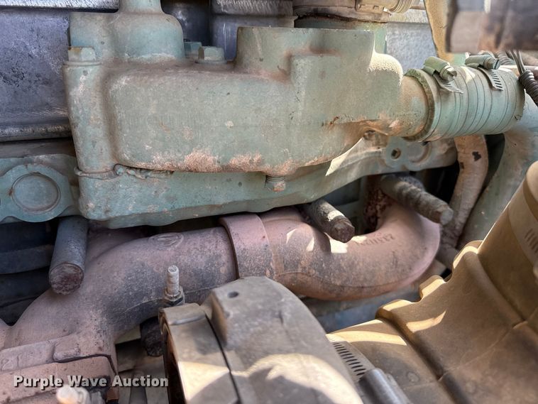 image for item EP0590 2013 Freightliner Cascadia 125 semi truck