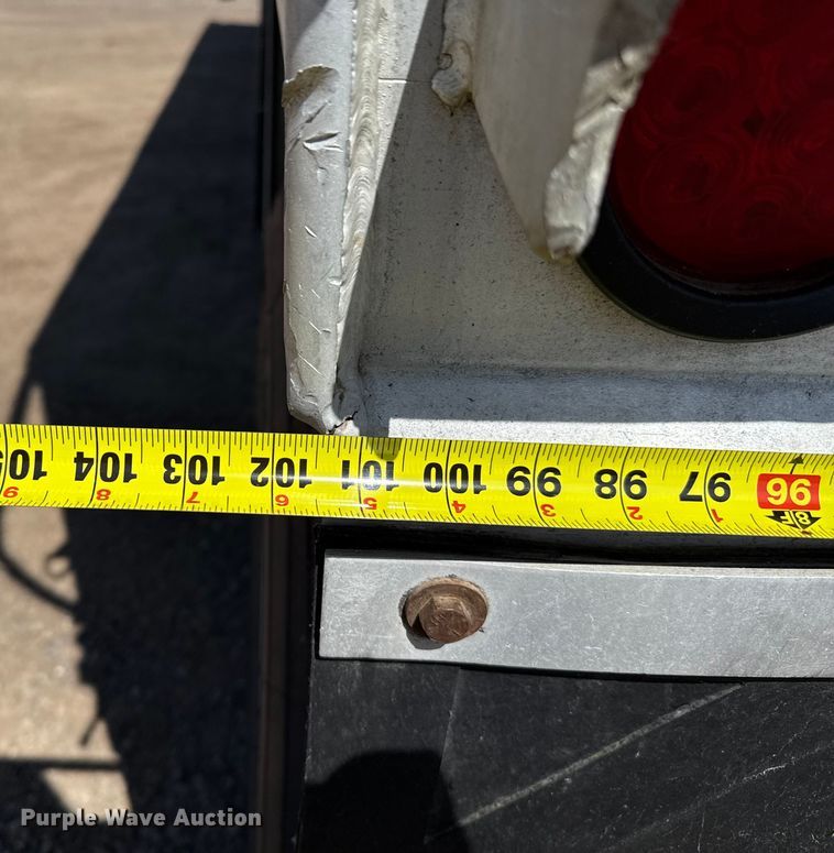 image for item EP0592 2003 East end dump trailer