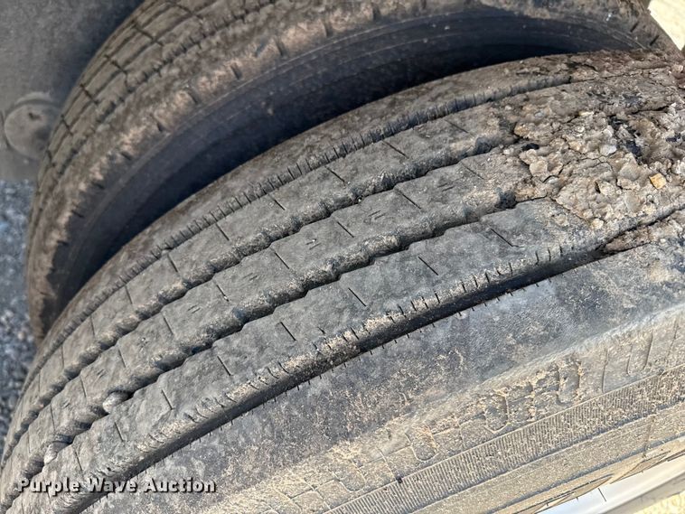 image for item EP0592 2003 East end dump trailer