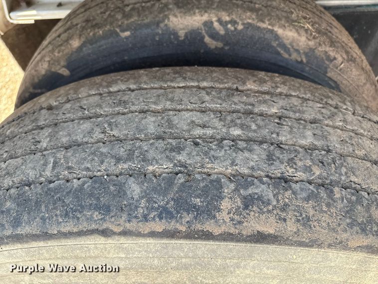 image for item EP0592 2003 East end dump trailer