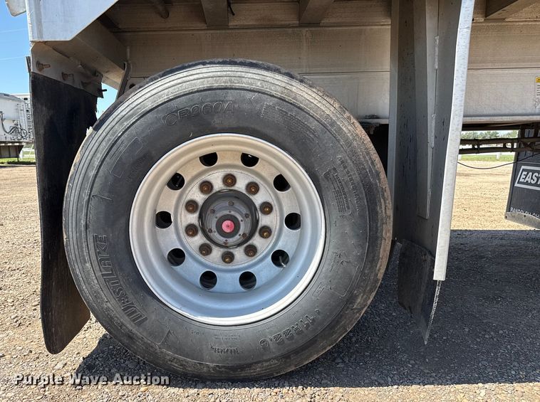 image for item EP0592 2003 East end dump trailer