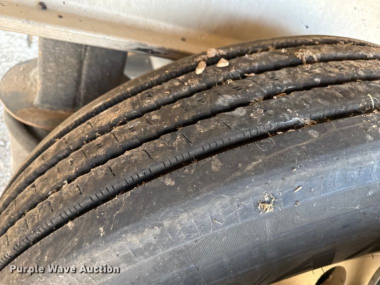 image for item EP0592 2003 East end dump trailer