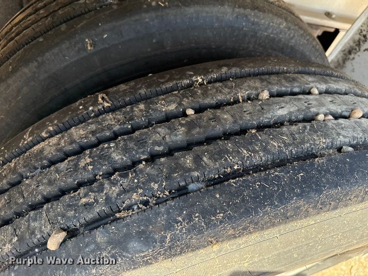 image for item EP0592 2003 East end dump trailer