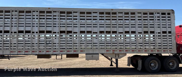 image for item EP0593 1997 EBY livestock trailer