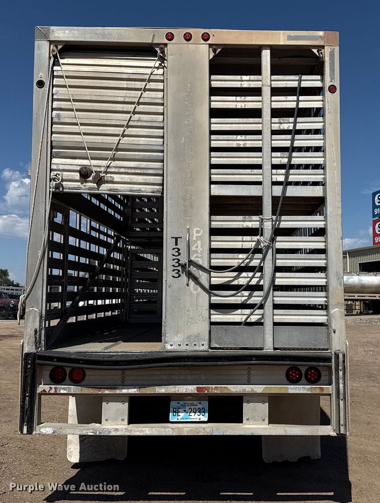 image for item EP0593 1997 EBY livestock trailer