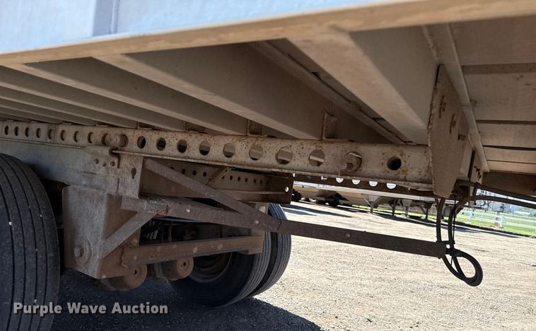 image for item EP0593 1997 EBY livestock trailer