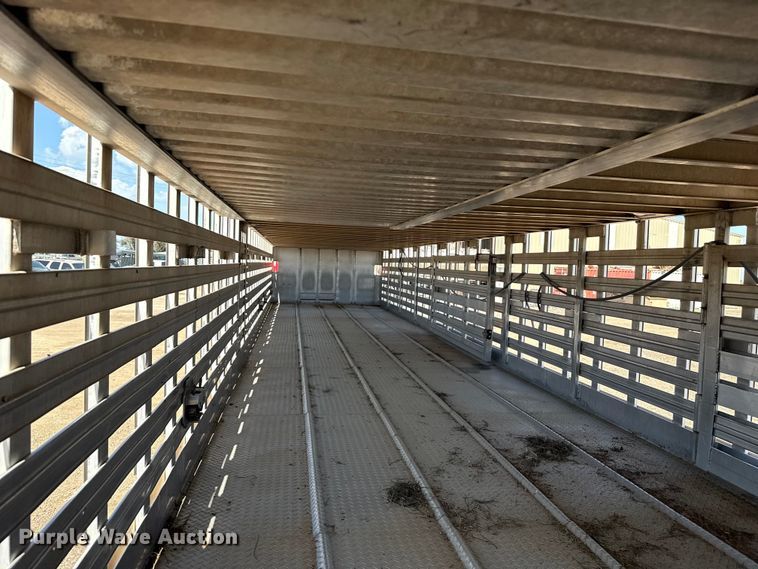 image for item EP0593 1997 EBY livestock trailer