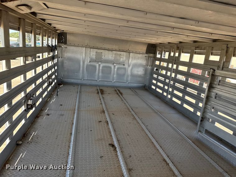 image for item EP0593 1997 EBY livestock trailer