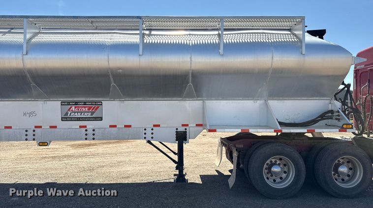 image for item EP0594 2007 Sudenga feed delivery trailer