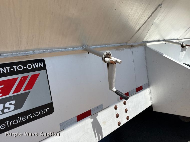 image for item EP0594 2007 Sudenga feed delivery trailer