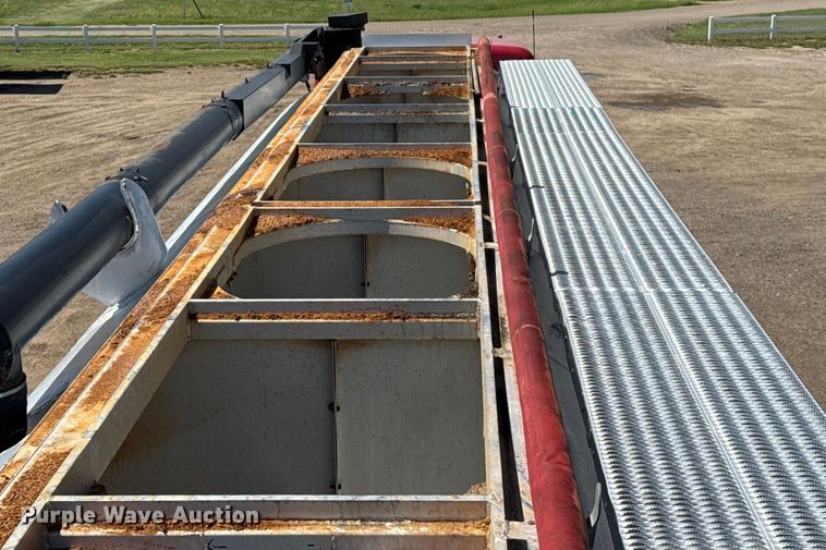 image for item EP0594 2007 Sudenga feed delivery trailer