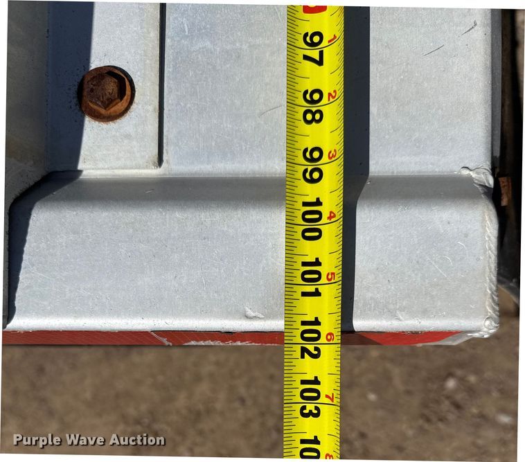 image for item EP0594 2007 Sudenga feed delivery trailer