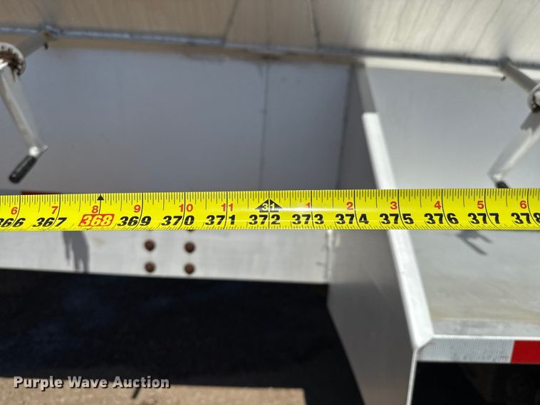 image for item EP0594 2007 Sudenga feed delivery trailer