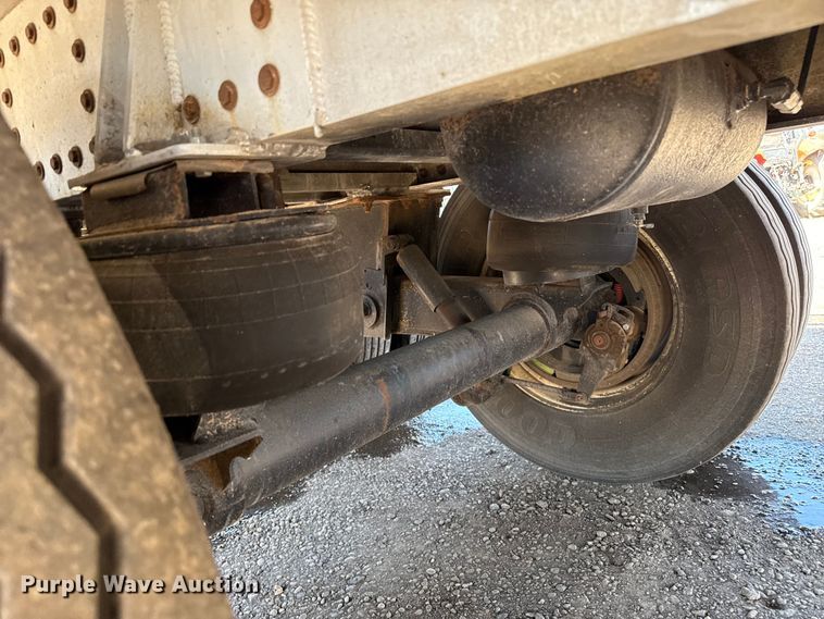 image for item EP0594 2007 Sudenga feed delivery trailer