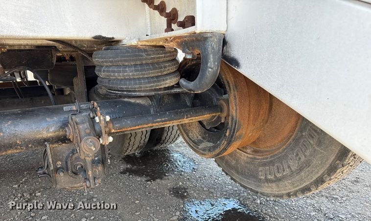 image for item EP0594 2007 Sudenga feed delivery trailer