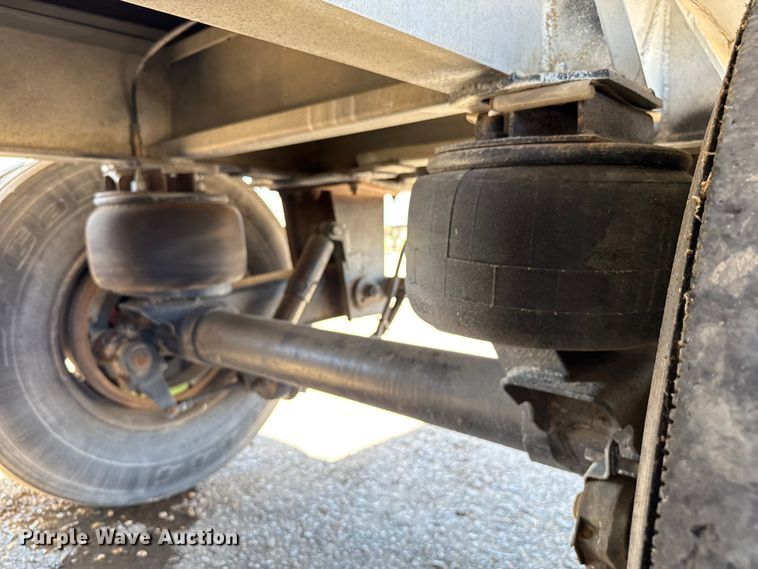 image for item EP0594 2007 Sudenga feed delivery trailer