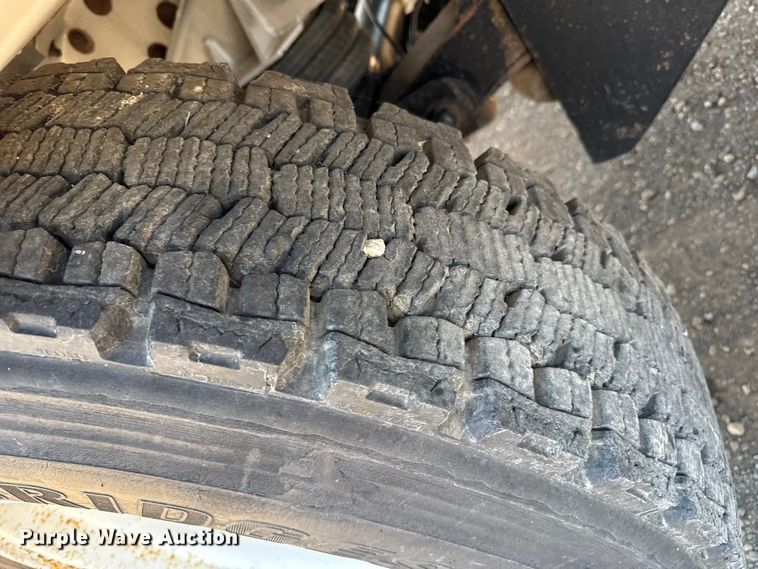 image for item EP0594 2007 Sudenga feed delivery trailer