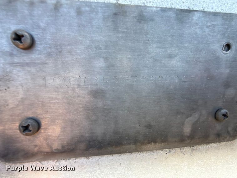 image for item EP0594 2007 Sudenga feed delivery trailer