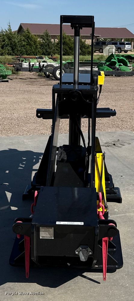 image for item EP0595 2025 NEKS fifth wheel wrecker boom