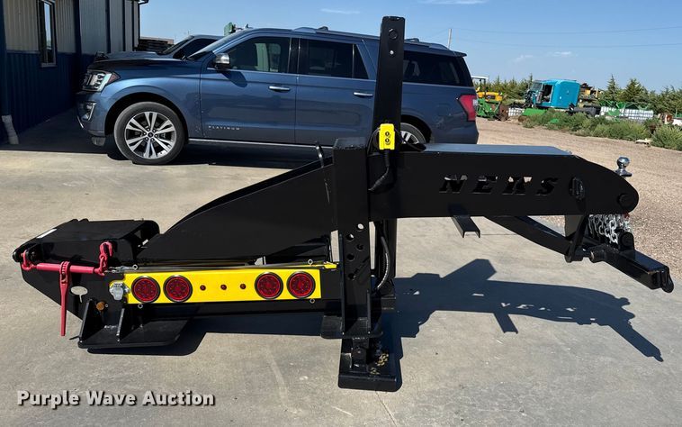 image for item EP0595 2025 NEKS fifth wheel wrecker boom