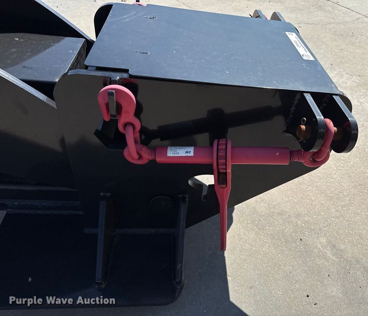 image for item EP0595 2025 NEKS fifth wheel wrecker boom