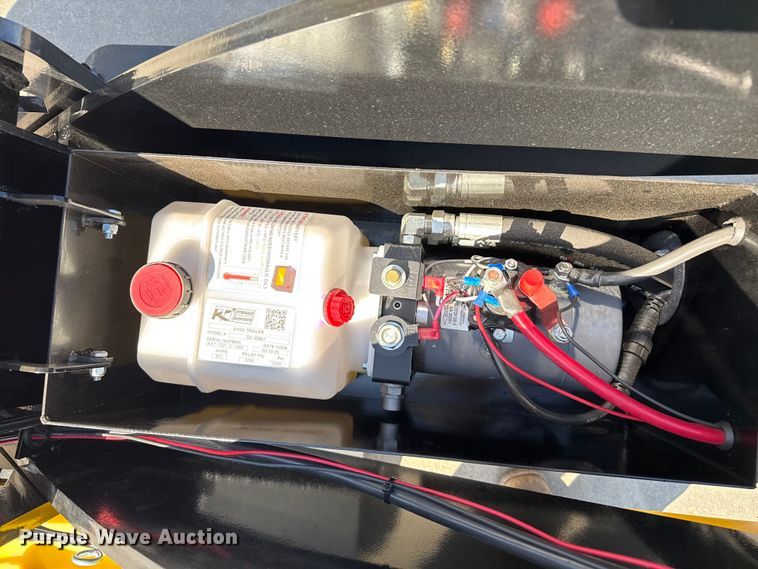 image for item EP0595 2025 NEKS fifth wheel wrecker boom