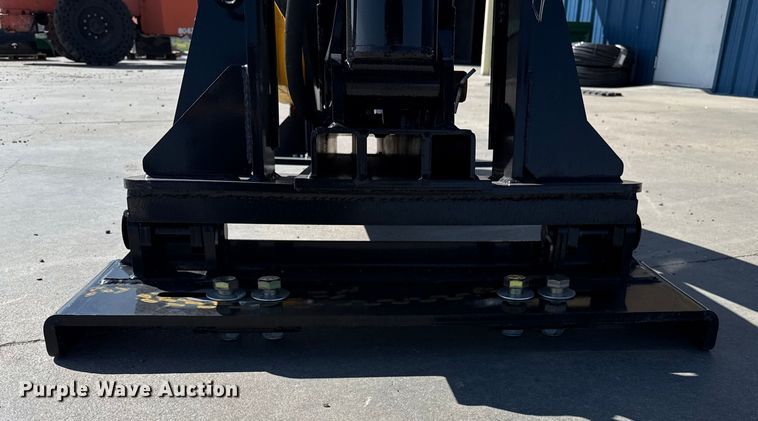 image for item EP0595 2025 NEKS fifth wheel wrecker boom