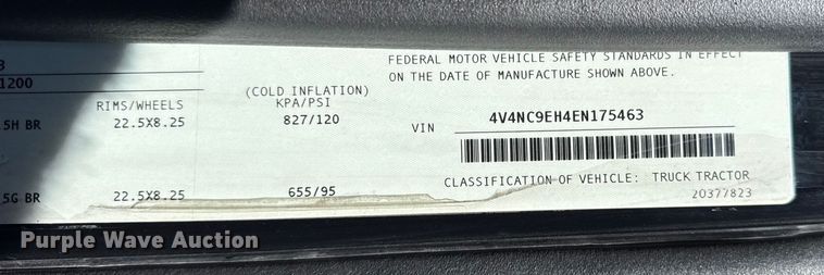 image for item ER0022 2014 Volvo VNL semi truck